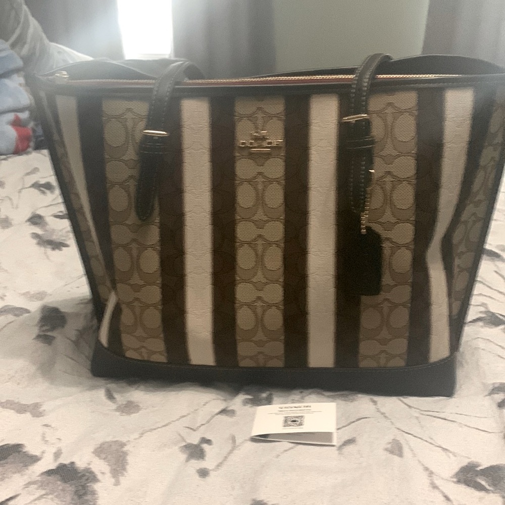 New Coach Tote